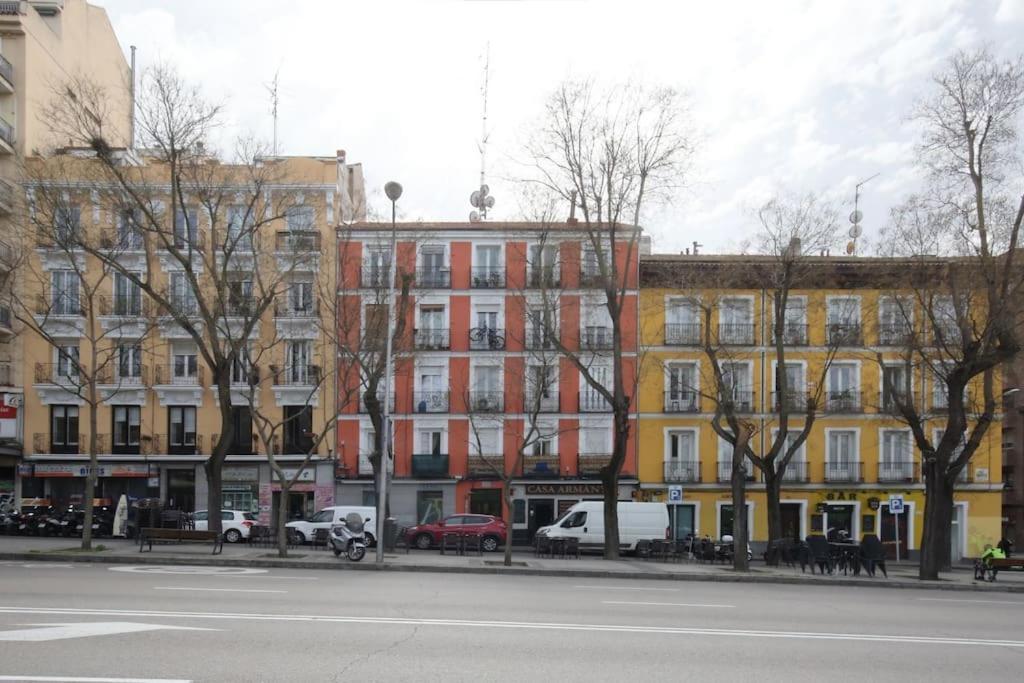 For You Rentals Coqueto Apartamento Temporal De Dos Dormitorios En El Corazon De Madrid Sgv63 Buitenkant foto